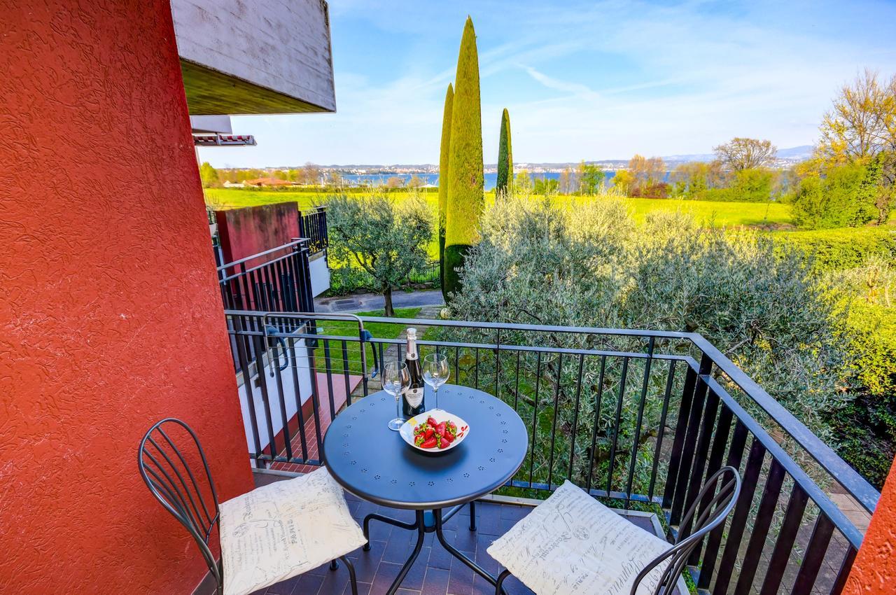 Holiday Sirmione Apartments Extérieur photo