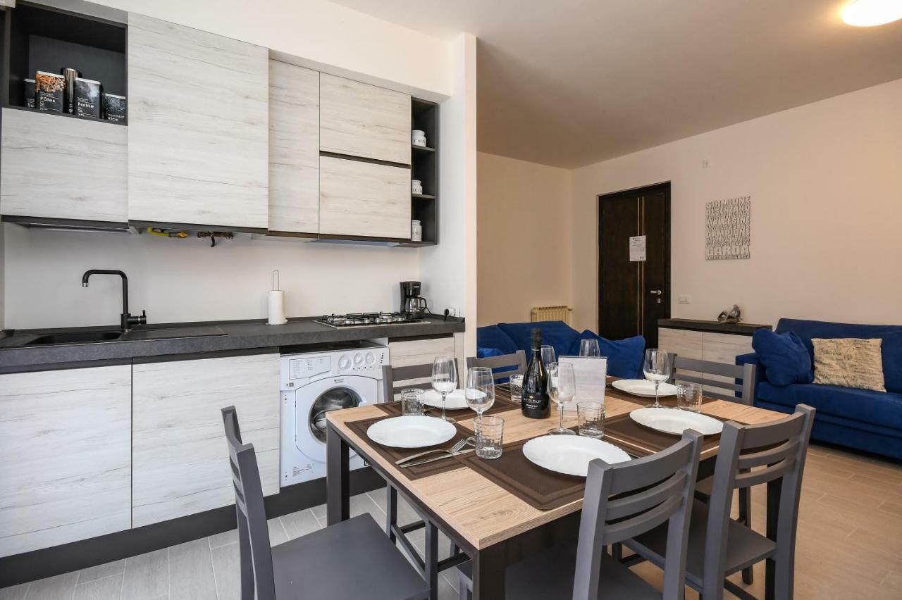 Holiday Sirmione Apartments Extérieur photo